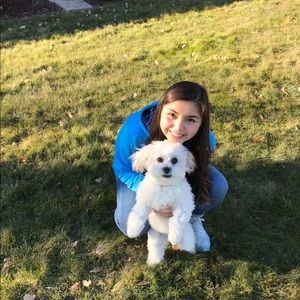 Meet your Posher, Stephanie